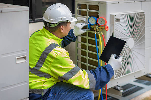 Professional Hvac technician working in Crosby, TX